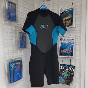 Women's Xcel shorty Thermolite Wetsuit Size 8